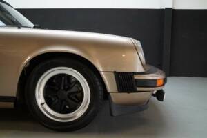Immagine 17/50 di Porsche 911 SC 3.0 (1982)