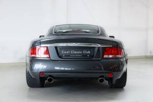 Image 6/31 de Aston Martin V12 Vanquish (2004)