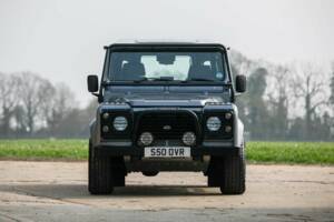Image 6/50 of Land Rover Defender 90 "50th Anniversary" (1998)