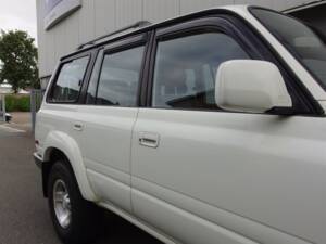 Bild 26/97 von Toyota Land Cruiser FJ80 (1992)