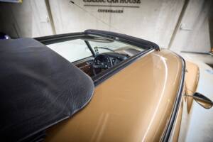 Image 63/99 of Citroën DS 23 Injection (1973)