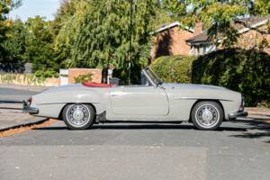 Image 5/46 of Mercedes-Benz 190 SL (1960)