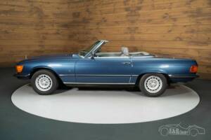 Afbeelding 15/19 van Mercedes-Benz 380 SL (1981)