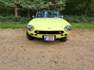 Image 3/8 of FIAT 124 Spider CS1 (1975)
