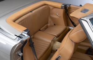 Bild 21/23 von Mercedes-Benz 560 SL (1987)