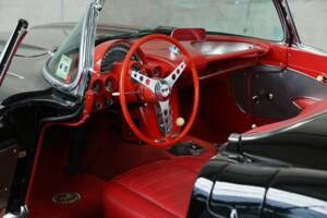 Image 27/50 de Chevrolet Corvette (1959)