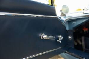 Image 36/50 de Jaguar Type E 3.8 (1964)