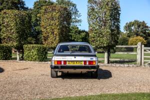 Image 12/50 of Ford Capri 2,8i (1987)