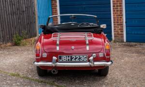 Image 7/25 of MG MGB V8 (1969)