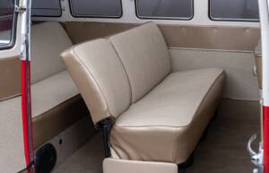 Image 33/46 of Volkswagen T1 Samba (1967)