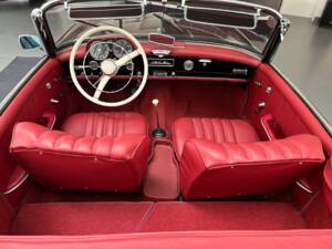 Image 12/38 de Mercedes-Benz 190 SL (1957)