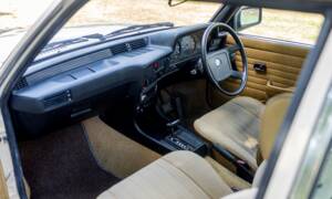 Image 4/48 of BMW 320/6 (1980)