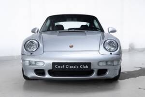 Bild 2/39 von Porsche 911 Carrera 4S (1997)