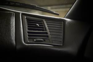 Image 90/100 of Ferrari F 355 Spider (1999)