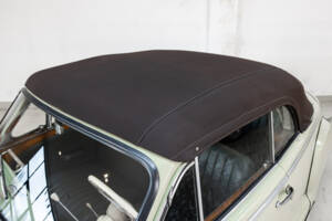 Bild 35/50 von BMW 502 - 3,2 Liter (1955)