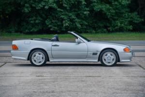 Bild 12/38 von Mercedes-Benz SL 600 6.0 AMG (1994)