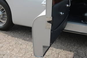 Bild 66/92 von Jaguar XK 120 FHC (1951)