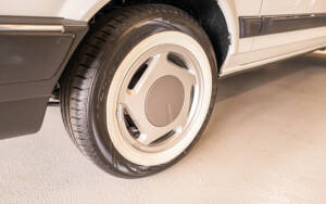 Image 50/132 of Volkswagen Santana 1.8 (1985)