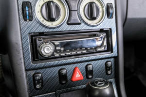 Image 15/45 of Mercedes-Benz SLK 200 (1999)