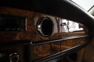 Image 22/38 of Rolls-Royce Silver Spirit (1982)