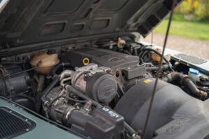 Image 9/42 of Land Rover Defender 90 (2015)