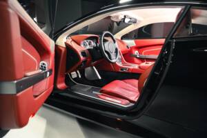 Image 26/38 of Aston Martin Virage (2012)