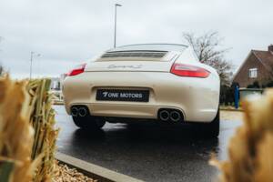 Afbeelding 13/53 van Porsche 911 Carrera S (2010)