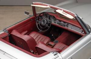 Bild 32/44 von Mercedes-Benz 280 SL (1970)