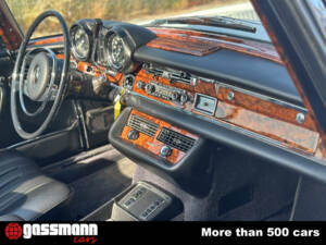 Imagen 13/15 de Mercedes-Benz 280 SE 3,5 (1970)