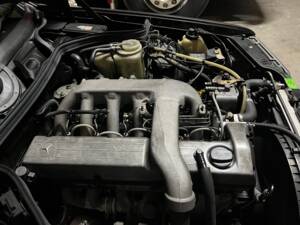 Imagen 4/8 de Mercedes-Benz 300 D Turbo (1992)