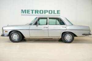 Bild 8/35 von Mercedes-Benz 280 SEL 3,5 (1972)