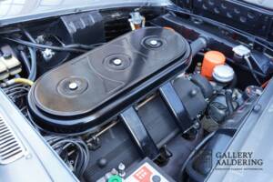 Bild 12/50 von Ferrari 330 GT 2+2 (1965)