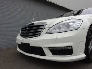 Image 15/99 of Mercedes-Benz S 65 AMG L (2006)