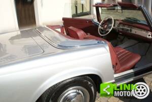 Image 16/50 de Mercedes-Benz 230 SL (1967)