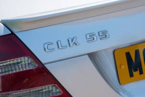 Image 42/50 of Mercedes-Benz CLK 55 AMG (2003)