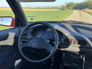 Image 4/9 of Mazda 121 1.3 (1994)