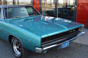 Image 2/46 de Dodge Charger R&#x2F;T 426 (1968)
