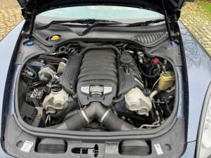 Bild 35/36 von Porsche Panamera 4S (2009)