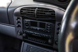 Afbeelding 38/43 van Porsche 911 Carrera 4 (1999)