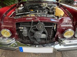 Imagen 23/27 de Mercedes-Benz 280 SE 3,5 (1970)