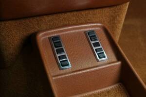 Image 17/30 of Mercedes-Benz 280 SE 3,5 (1970)