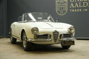 Bild 32/50 von Alfa Romeo Giulietta Spider (1957)