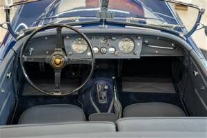 Immagine 41/62 di Jaguar XK 140 OTS (1954)