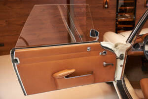 Image 30/55 of Mercedes-Benz 230 SL (1965)