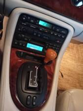Image 21/39 of Jaguar XK8 4.0 (1998)