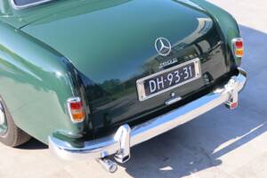 Image 29/50 of Mercedes-Benz 180 D (1958)