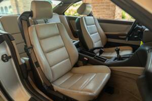 Bild 35/50 von BMW 850i (1990)