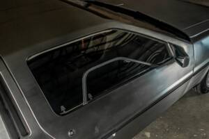 Image 23/66 of DeLorean DMC-12 (1981)