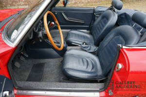 Image 15/50 of Alfa Romeo Spider Veloce 2000 (1982)