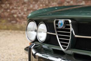 Bild 10/50 von Alfa Romeo 1750 GT Veloce (1971)